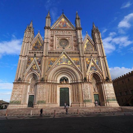 Duomo Budget Apartment Orvieto Exterior photo